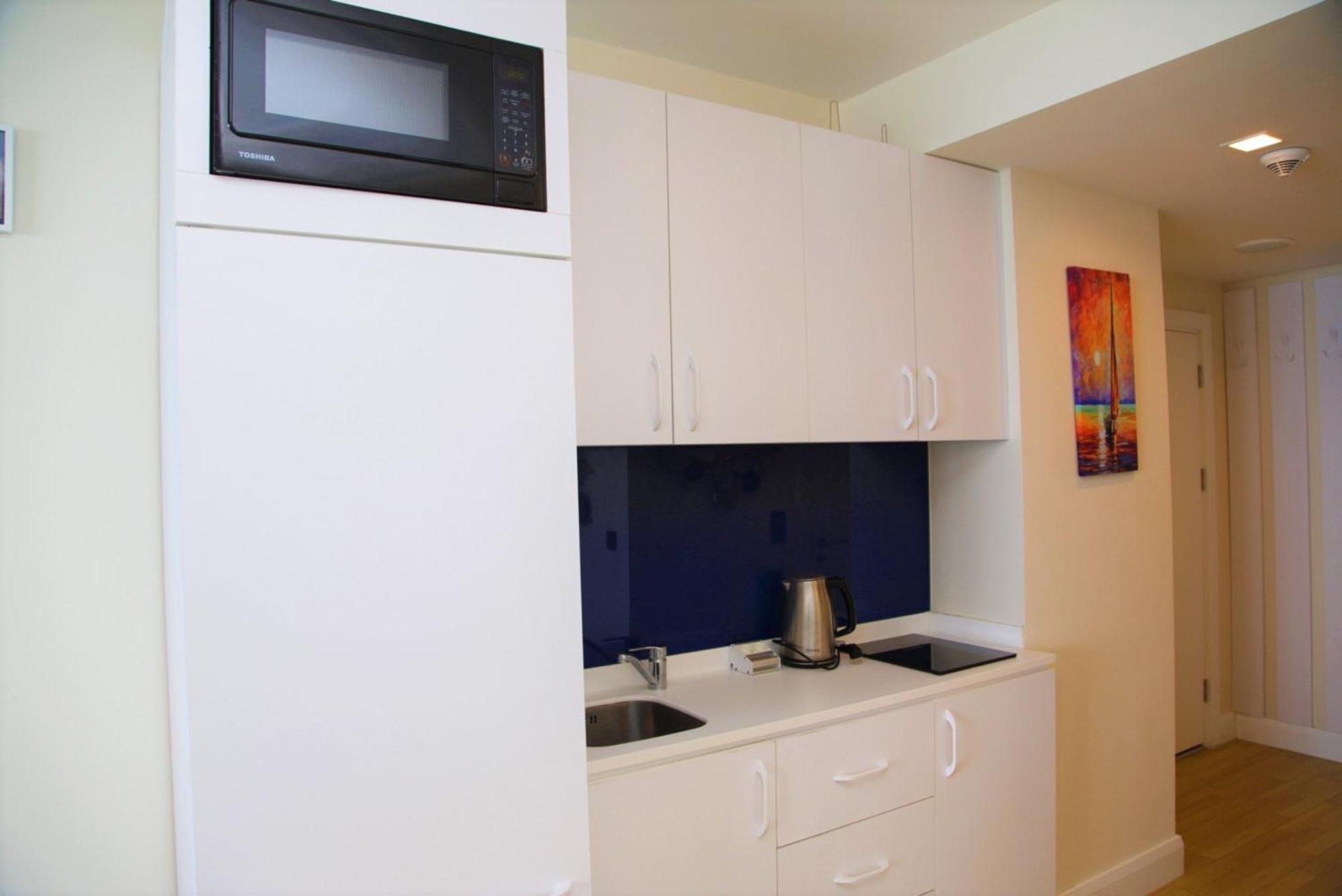 Orbi Twin Towers Aparthotel With Sea View Μπατούμι Εξωτερικό φωτογραφία