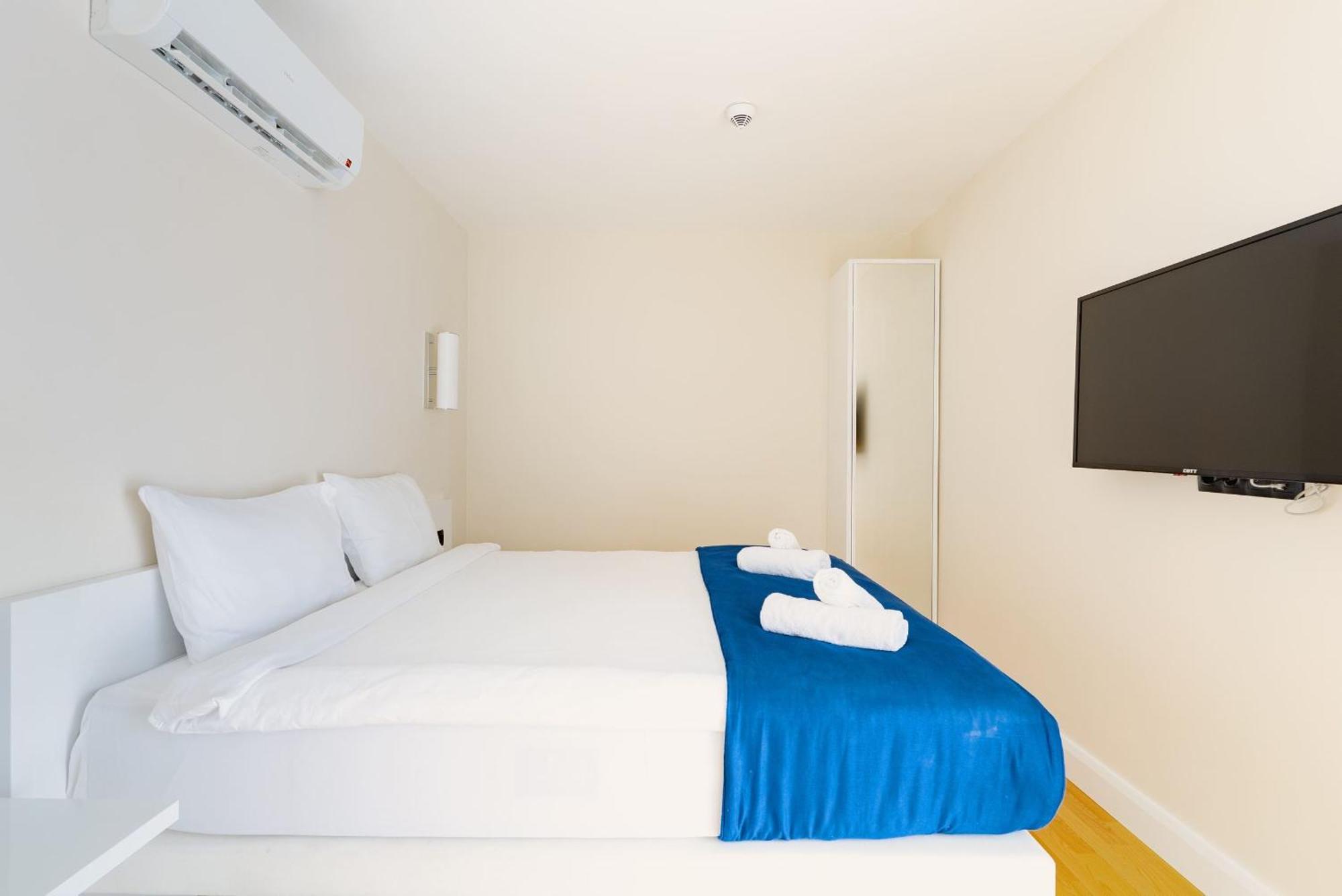 Orbi Twin Towers Aparthotel With Sea View Μπατούμι Εξωτερικό φωτογραφία
