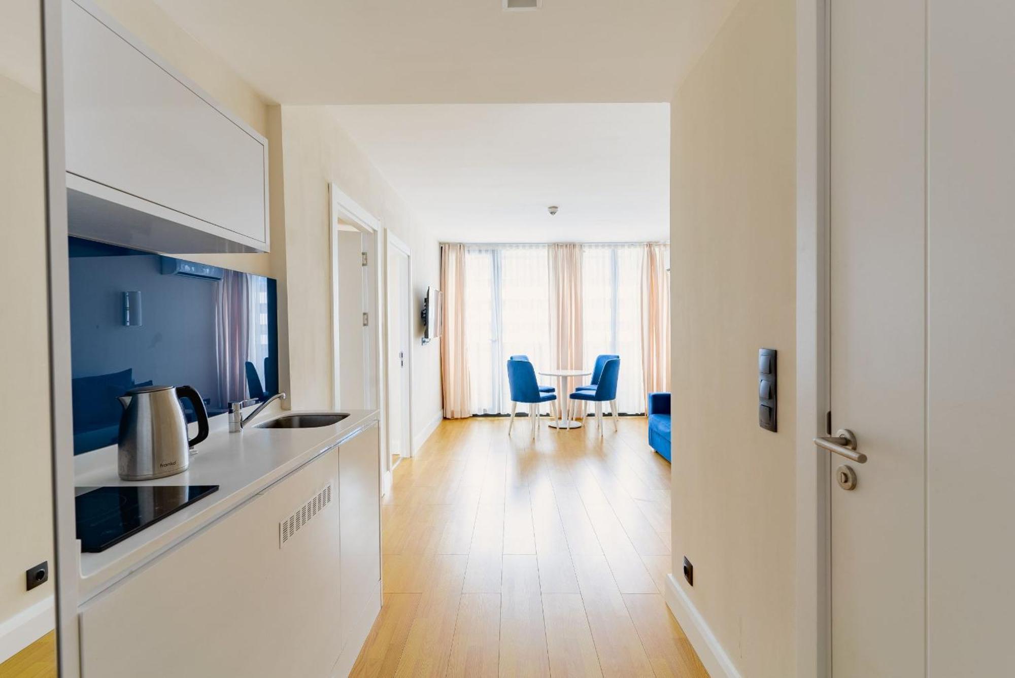 Orbi Twin Towers Aparthotel With Sea View Μπατούμι Εξωτερικό φωτογραφία