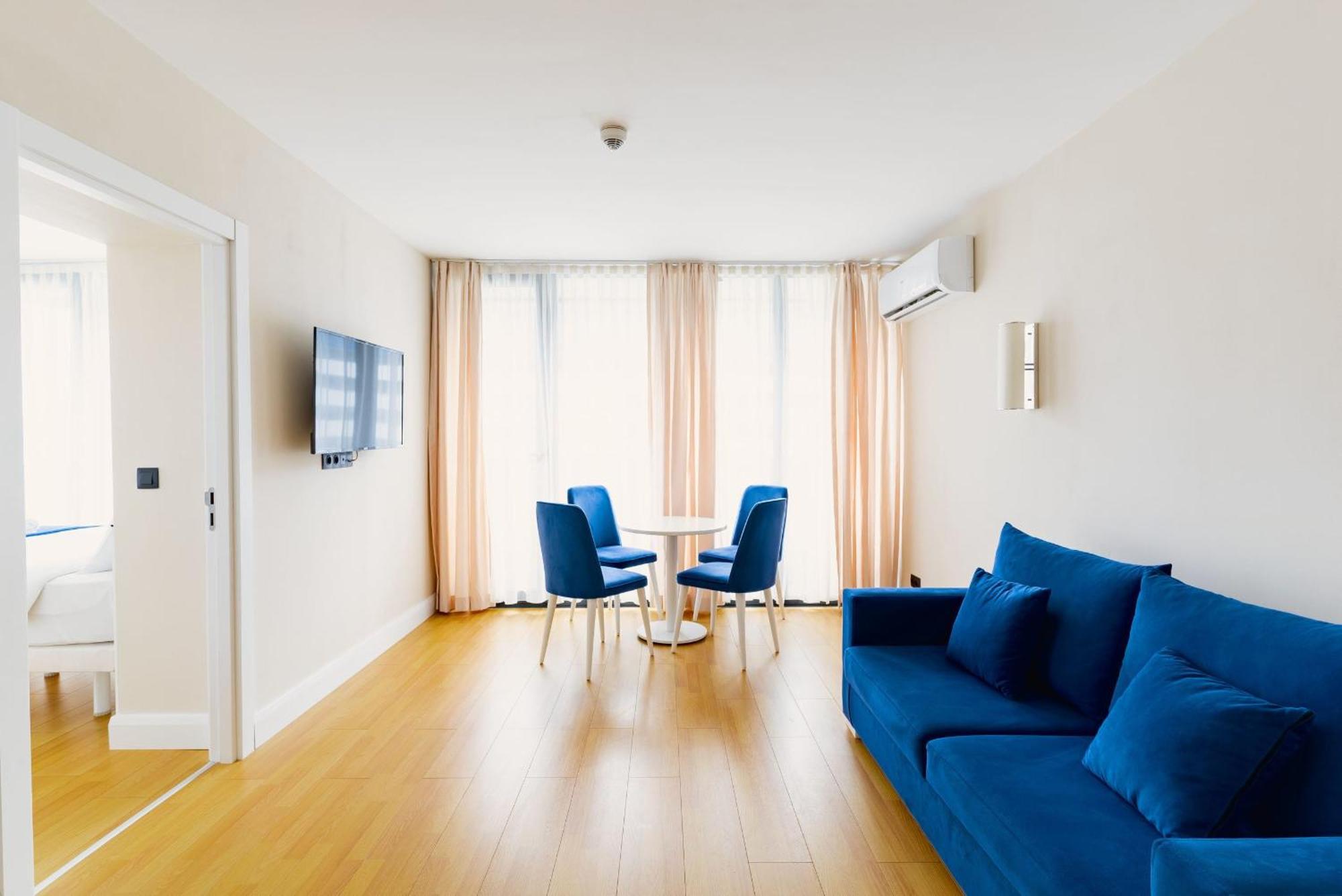 Orbi Twin Towers Aparthotel With Sea View Μπατούμι Εξωτερικό φωτογραφία
