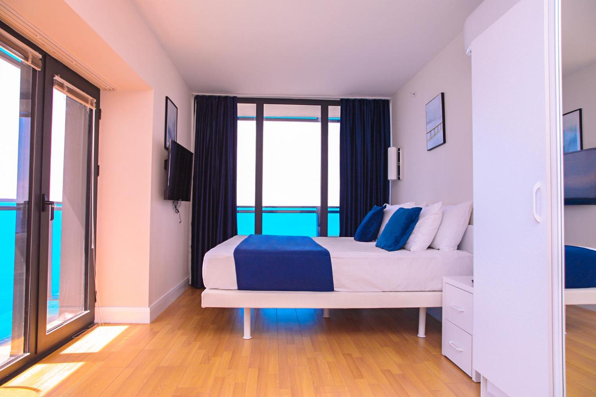 Orbi Twin Towers Aparthotel With Sea View Μπατούμι Εξωτερικό φωτογραφία