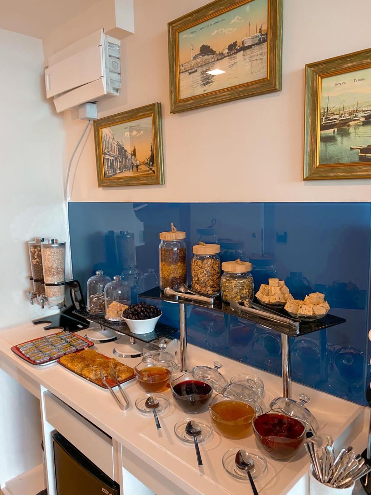 Orbi Twin Towers Aparthotel With Sea View Μπατούμι Εξωτερικό φωτογραφία